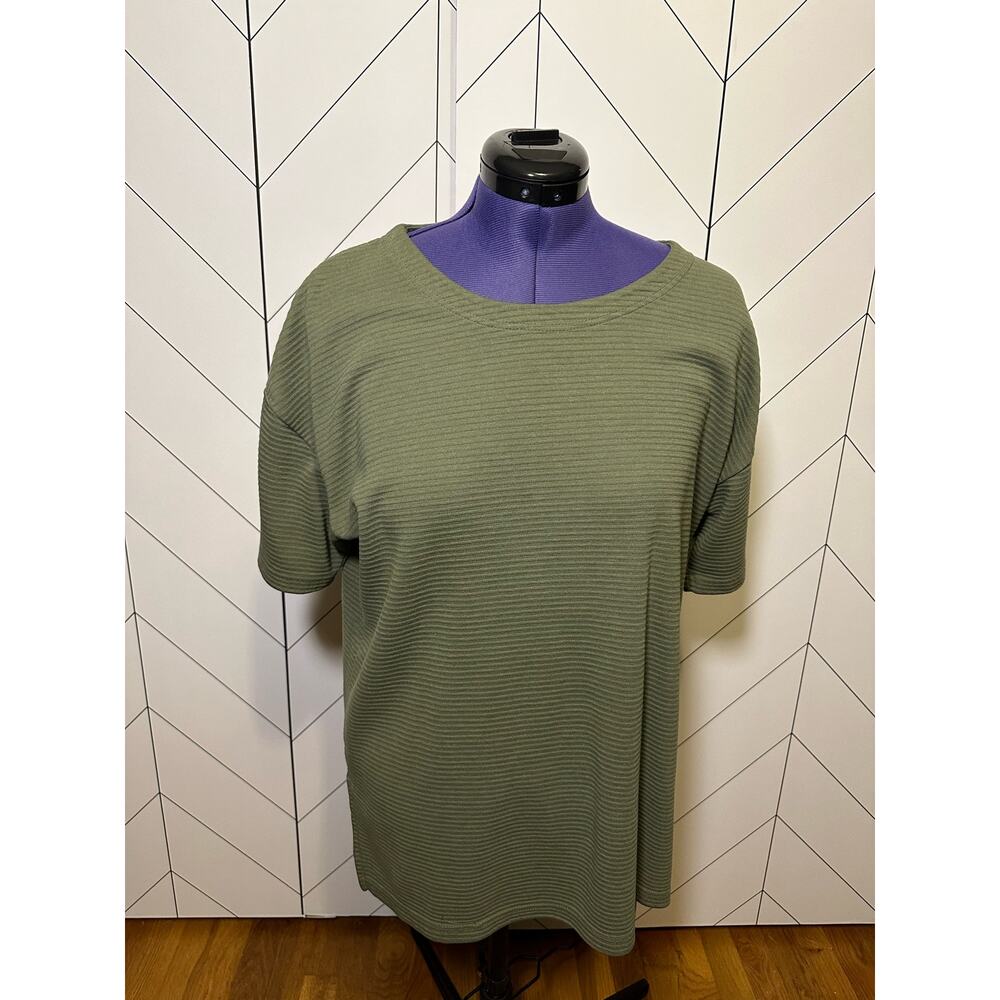 Vintage Milano Woman Design Green Crewneck Ribbed Short Sleeve T-shirt Retro